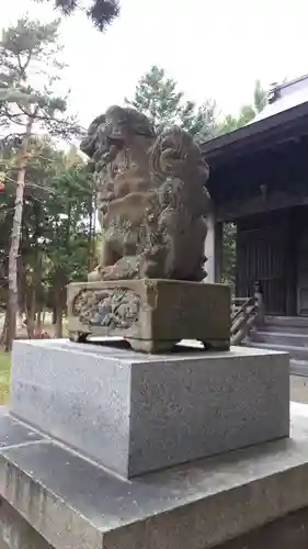 砺波神社の狛犬