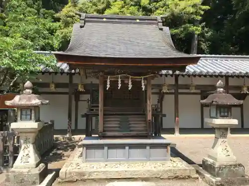 馬見岡綿向神社の末社・摂社
