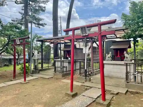 諏訪神社の末社・摂社
