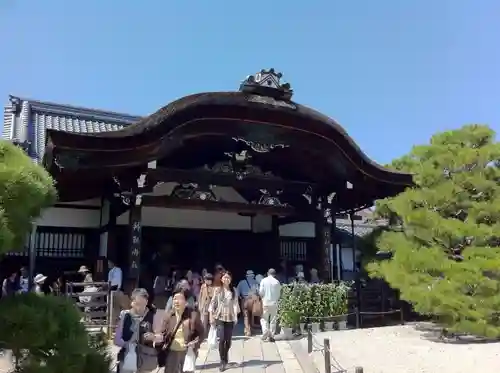 仁和寺の本殿