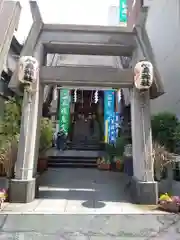 烏森神社の鳥居