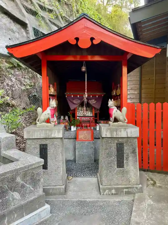 徳寿院の{uncategorized: "未分類", other: "その他", undefined: "問題あり", building: "その他建物", grave: "お墓", sacred_gate: "鳥居", guardian: "狛犬", statue: "像", buddha: "仏像", history: "歴史", nature: "自然", garden: "庭園", animal: "動物", pagoda: "塔", temizu: "手水舎", mountain_gate: "山門・神門", sanctuary: "本殿・本堂", subordinate: "末社・摂社", art: "芸術", scenery: "景色", jizo: "地蔵", ema: "絵馬", goshuin: "御朱印", omikuji: "おみくじ", items: "授与品その他", amulet: "お守り", goshuincho: "御朱印帳", eats: "食事", festival: "お祭り", votive_dance: "神楽", shichigosan: "七五三参", wedding: "結婚式", experience: "体験その他", initially: "初詣", around: "周辺", anti_infection: "感染症対策"}