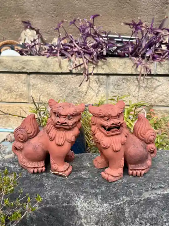 大蓮寺の{uncategorized: "未分類", other: "その他", undefined: "問題あり", building: "その他建物", grave: "お墓", sacred_gate: "鳥居", guardian: "狛犬", statue: "像", buddha: "仏像", history: "歴史", nature: "自然", garden: "庭園", animal: "動物", pagoda: "塔", temizu: "手水舎", mountain_gate: "山門・神門", sanctuary: "本殿・本堂", subordinate: "末社・摂社", art: "芸術", scenery: "景色", jizo: "地蔵", ema: "絵馬", goshuin: "御朱印", omikuji: "おみくじ", items: "授与品その他", amulet: "お守り", goshuincho: "御朱印帳", eats: "食事", festival: "お祭り", votive_dance: "神楽", shichigosan: "七五三参", wedding: "結婚式", experience: "体験その他", initially: "初詣", around: "周辺", anti_infection: "感染症対策"}