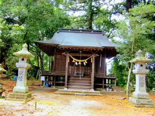 湯泉神社の本殿・本堂