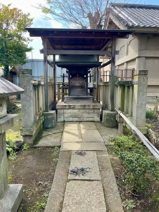 白山神社の{uncategorized: "未分類", other: "その他", undefined: "問題あり", building: "その他建物", grave: "お墓", sacred_gate: "鳥居", guardian: "狛犬", statue: "像", buddha: "仏像", history: "歴史", nature: "自然", garden: "庭園", animal: "動物", pagoda: "塔", temizu: "手水舎", mountain_gate: "山門・神門", sanctuary: "本殿・本堂", subordinate: "末社・摂社", art: "芸術", scenery: "景色", jizo: "地蔵", ema: "絵馬", goshuin: "御朱印", omikuji: "おみくじ", items: "授与品その他", amulet: "お守り", goshuincho: "御朱印帳", eats: "食事", festival: "お祭り", votive_dance: "神楽", shichigosan: "七五三参", wedding: "結婚式", experience: "体験その他", initially: "初詣", around: "周辺", anti_infection: "感染症対策"}