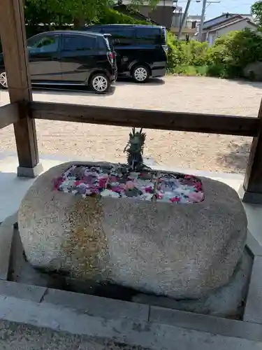 神館神社の手水舎