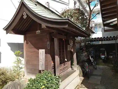 豊久仁竜神社の本殿・本堂