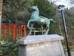 伊奈波神社の像