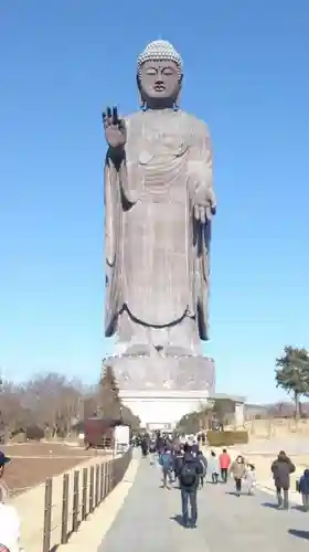 東本願寺本廟 牛久浄苑（牛久大仏）の仏像