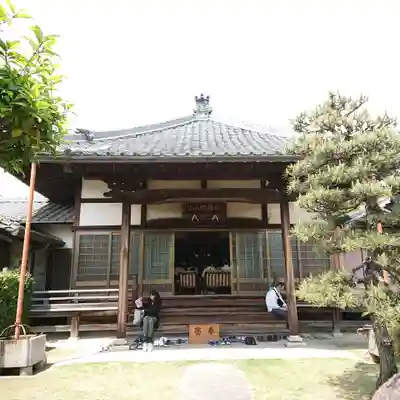 蓮馨寺の本殿・本堂
