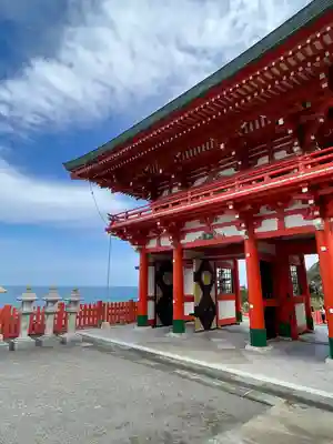鵜戸神宮の山門・神門