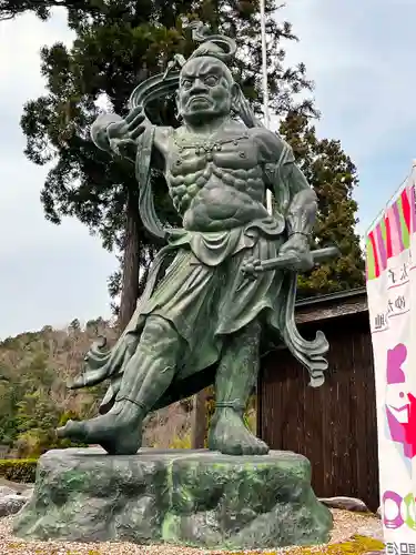 観音正寺の像