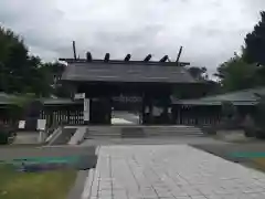 札幌護國神社の山門