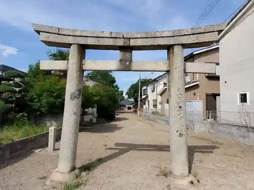 八幡神社の鳥居