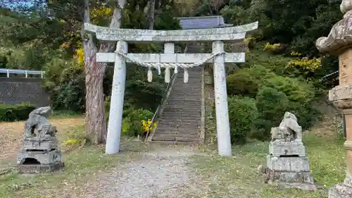 御倉神社の鳥居