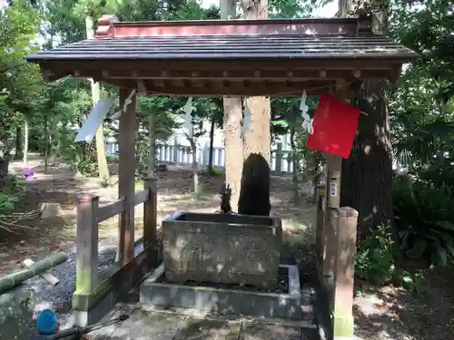 三軒地稲荷神社の手水舎