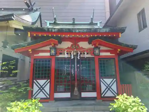 火防　陶器神社（坐摩神社末社）の{uncategorized: "未分類", other: "その他", undefined: "問題あり", building: "その他建物", grave: "お墓", sacred_gate: "鳥居", guardian: "狛犬", statue: "像", buddha: "仏像", history: "歴史", nature: "自然", garden: "庭園", animal: "動物", pagoda: "塔", temizu: "手水舎", mountain_gate: "山門・神門", sanctuary: "本殿・本堂", subordinate: "末社・摂社", art: "芸術", scenery: "景色", jizo: "地蔵", ema: "絵馬", goshuin: "御朱印", omikuji: "おみくじ", items: "授与品その他", amulet: "お守り", goshuincho: "御朱印帳", eats: "食事", festival: "お祭り", votive_dance: "神楽", shichigosan: "七五三参", wedding: "結婚式", experience: "体験その他", initially: "初詣", around: "周辺", anti_infection: "感染症対策"}
