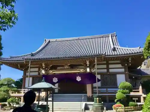 勝国寺の本殿・本堂