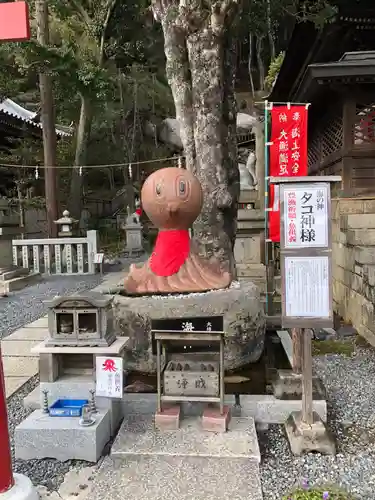 由加山 由加神社本宮の狛犬