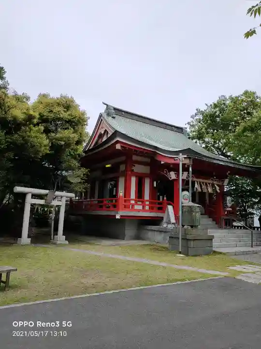 当代島稲荷神社の本殿・本堂