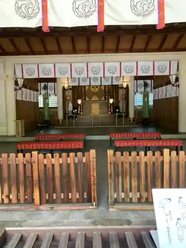 坐摩神社の本殿