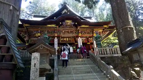 三峯神社の本殿