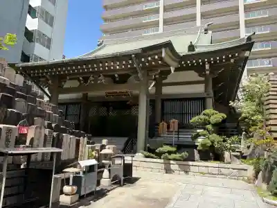善導寺の{uncategorized: "未分類", other: "その他", undefined: "問題あり", building: "その他建物", grave: "お墓", sacred_gate: "鳥居", guardian: "狛犬", statue: "像", buddha: "仏像", history: "歴史", nature: "自然", garden: "庭園", animal: "動物", pagoda: "塔", temizu: "手水舎", mountain_gate: "山門・神門", sanctuary: "本殿・本堂", subordinate: "末社・摂社", art: "芸術", scenery: "景色", jizo: "地蔵", ema: "絵馬", goshuin: "御朱印", omikuji: "おみくじ", items: "授与品その他", amulet: "お守り", goshuincho: "御朱印帳", eats: "食事", festival: "お祭り", votive_dance: "神楽", shichigosan: "七五三参", wedding: "結婚式", experience: "体験その他", initially: "初詣", around: "周辺", anti_infection: "感染症対策"}