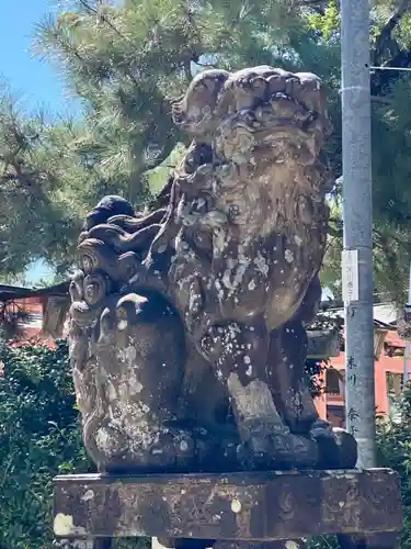 與杼神社の狛犬