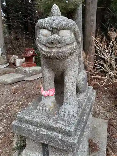 八幡神社(鹿折)の狛犬