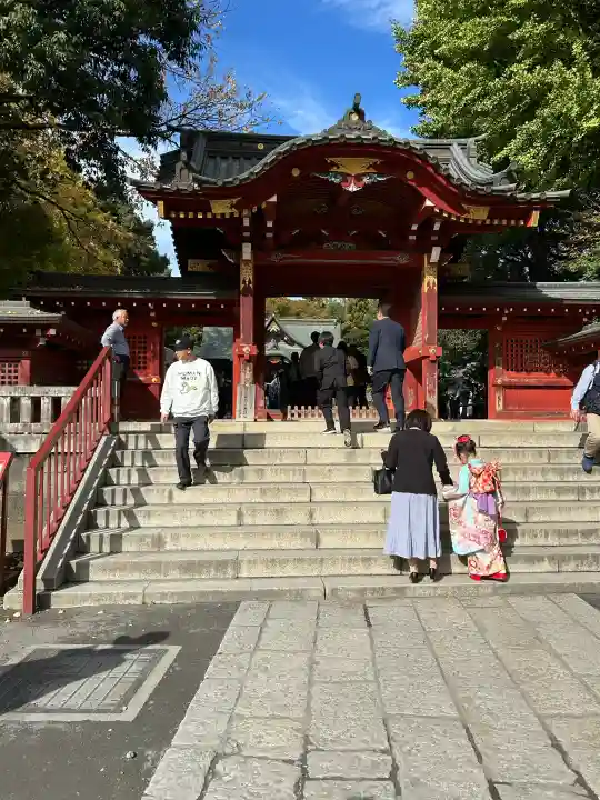 秩父神社の{uncategorized: "未分類", other: "その他", undefined: "問題あり", building: "その他建物", grave: "お墓", sacred_gate: "鳥居", guardian: "狛犬", statue: "像", buddha: "仏像", history: "歴史", nature: "自然", garden: "庭園", animal: "動物", pagoda: "塔", temizu: "手水舎", mountain_gate: "山門・神門", sanctuary: "本殿・本堂", subordinate: "末社・摂社", art: "芸術", scenery: "景色", jizo: "地蔵", ema: "絵馬", goshuin: "御朱印", omikuji: "おみくじ", items: "授与品その他", amulet: "お守り", goshuincho: "御朱印帳", eats: "食事", festival: "お祭り", votive_dance: "神楽", shichigosan: "七五三参", wedding: "結婚式", experience: "体験その他", initially: "初詣", around: "周辺", anti_infection: "感染症対策"}