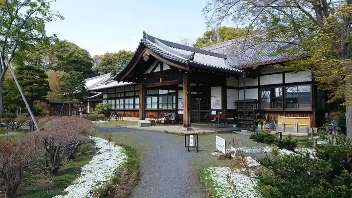 東郷寺の本殿・本堂