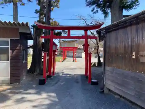 川崎稲荷神社の鳥居