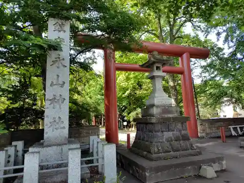 永山神社の鳥居