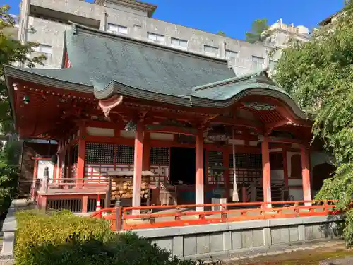 藥王院温泉寺の本殿