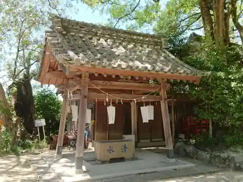 八幡宮（寺部八幡宮）の手水舎