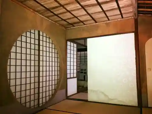 當麻寺中之坊の建物その他