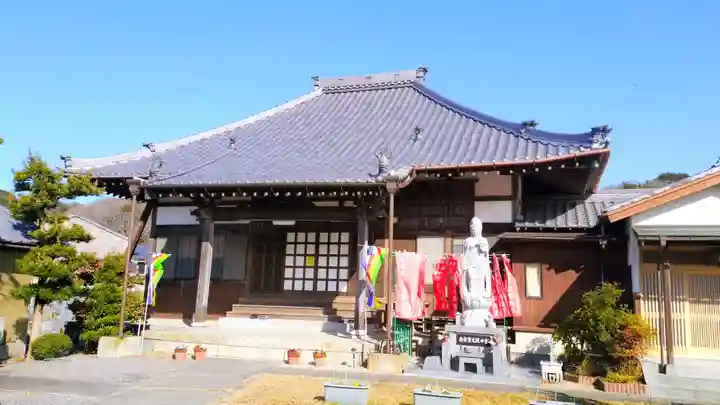 寶光山 新蔵寺の本殿・本堂