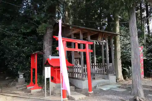 三光稲荷神社の末社・摂社