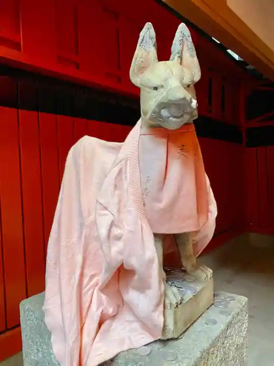 有楽稲荷大明神(織田稲荷)の狛犬