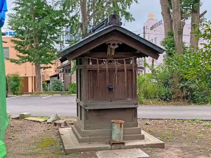 飯香岡八幡宮の末社・摂社