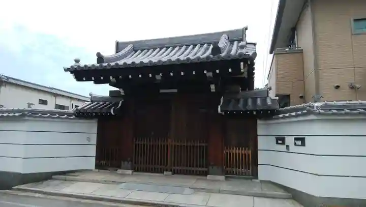 西方寺の山門・神門