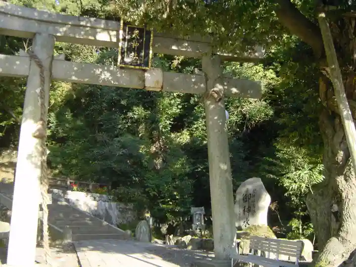 泉神社の鳥居