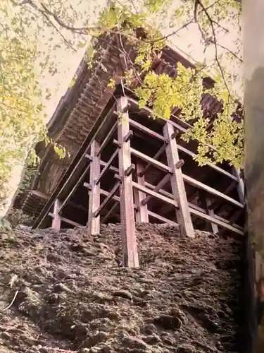 三佛寺の建物その他