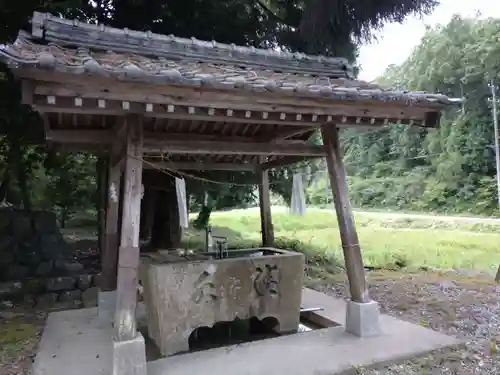 七社神明神社の手水舎