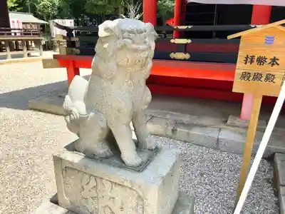 六所神社の狛犬