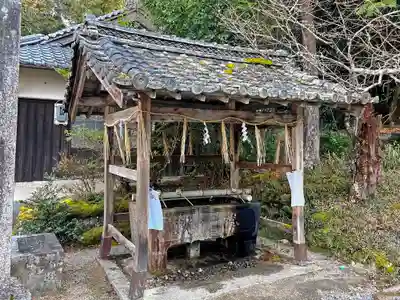猪田神社の手水舎
