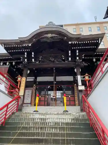 豊川稲荷札幌別院(玉宝禅寺)の本殿