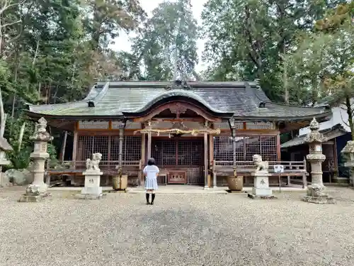積田神社の本殿・本堂