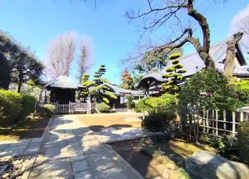 静勝寺の{uncategorized: "未分類", other: "その他", undefined: "問題あり", building: "その他建物", grave: "お墓", sacred_gate: "鳥居", guardian: "狛犬", statue: "像", buddha: "仏像", history: "歴史", nature: "自然", garden: "庭園", animal: "動物", pagoda: "塔", temizu: "手水舎", mountain_gate: "山門・神門", sanctuary: "本殿・本堂", subordinate: "末社・摂社", art: "芸術", scenery: "景色", jizo: "地蔵", ema: "絵馬", goshuin: "御朱印", omikuji: "おみくじ", items: "授与品その他", amulet: "お守り", goshuincho: "御朱印帳", eats: "食事", festival: "お祭り", votive_dance: "神楽", shichigosan: "七五三参", wedding: "結婚式", experience: "体験その他", initially: "初詣", around: "周辺", anti_infection: "感染症対策"}