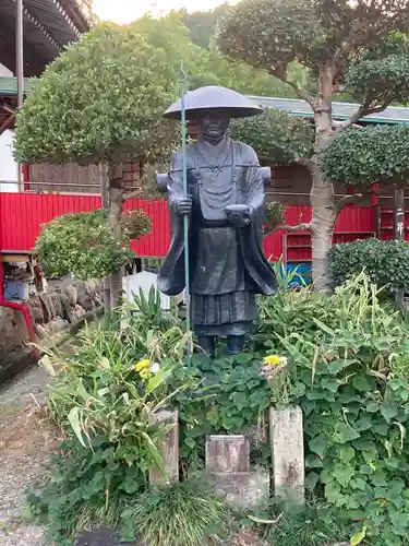 箕輪山満行院霊巖寺の地蔵